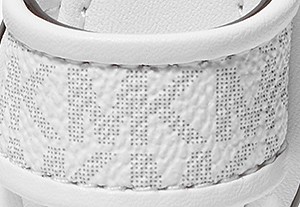 オプティックホワイト