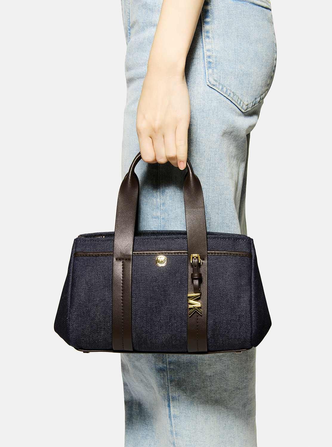 【日本限定】ROMEE(ロミー)  デニム クロスボディ エクストラスモール | クロスボディバッグ・斜め掛け