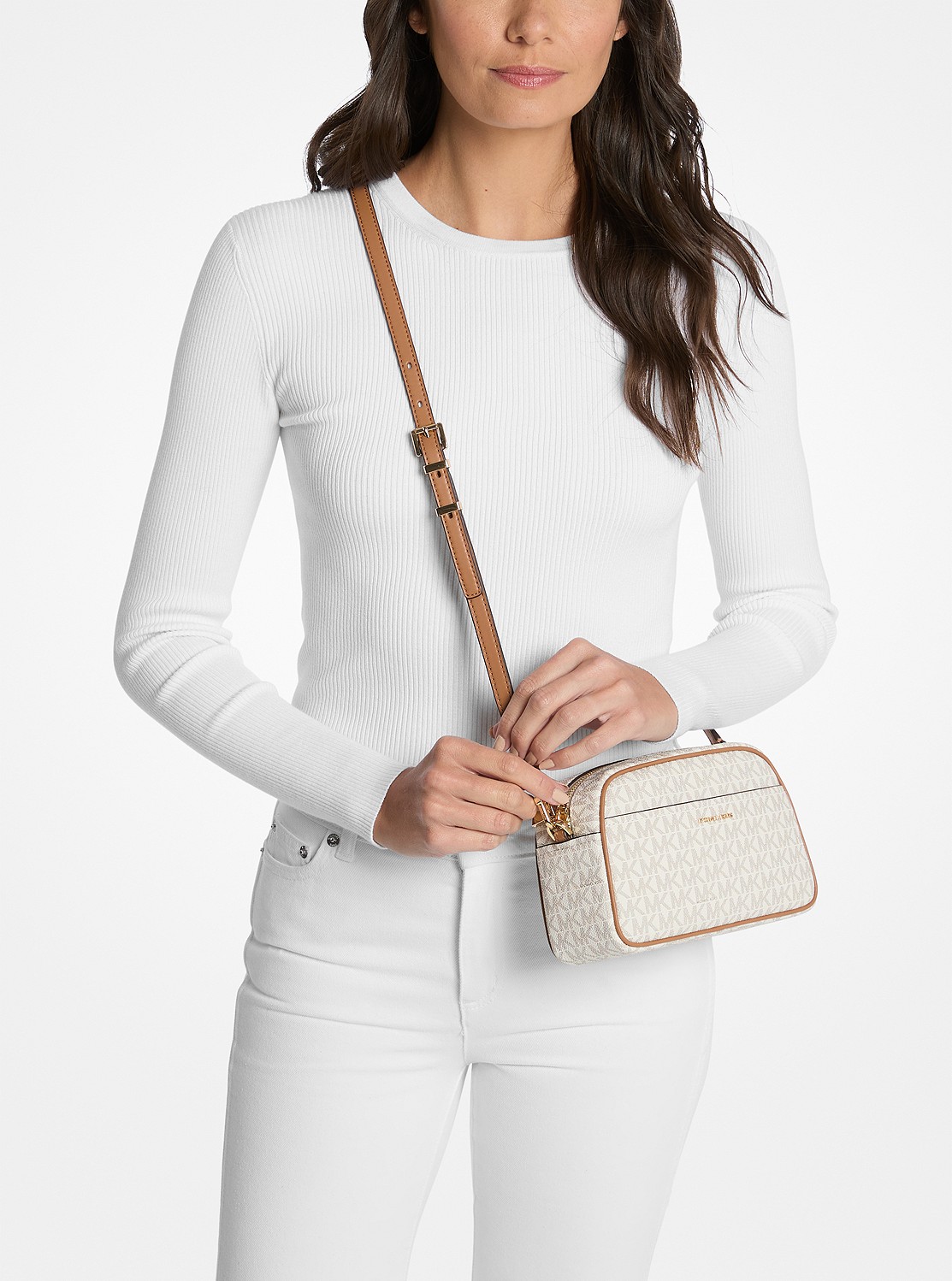 国内即発 Michael Kors Jet Set カメラバッグ財布小物お得セット 楽天市場】JET SET(ジェットセット) カメラバッグ ミディアム