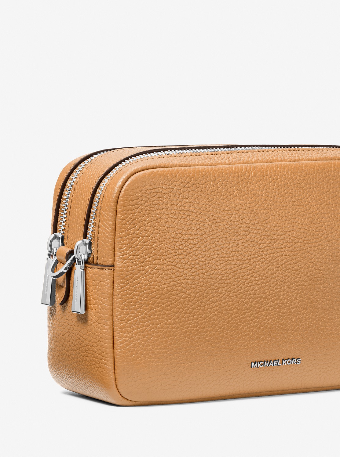 BRYANT(ブライアント) ぺブルレザー ダブルジップ チェーン カメラ クロスボディ ミディアム | クロスボディバッグ・斜め掛け