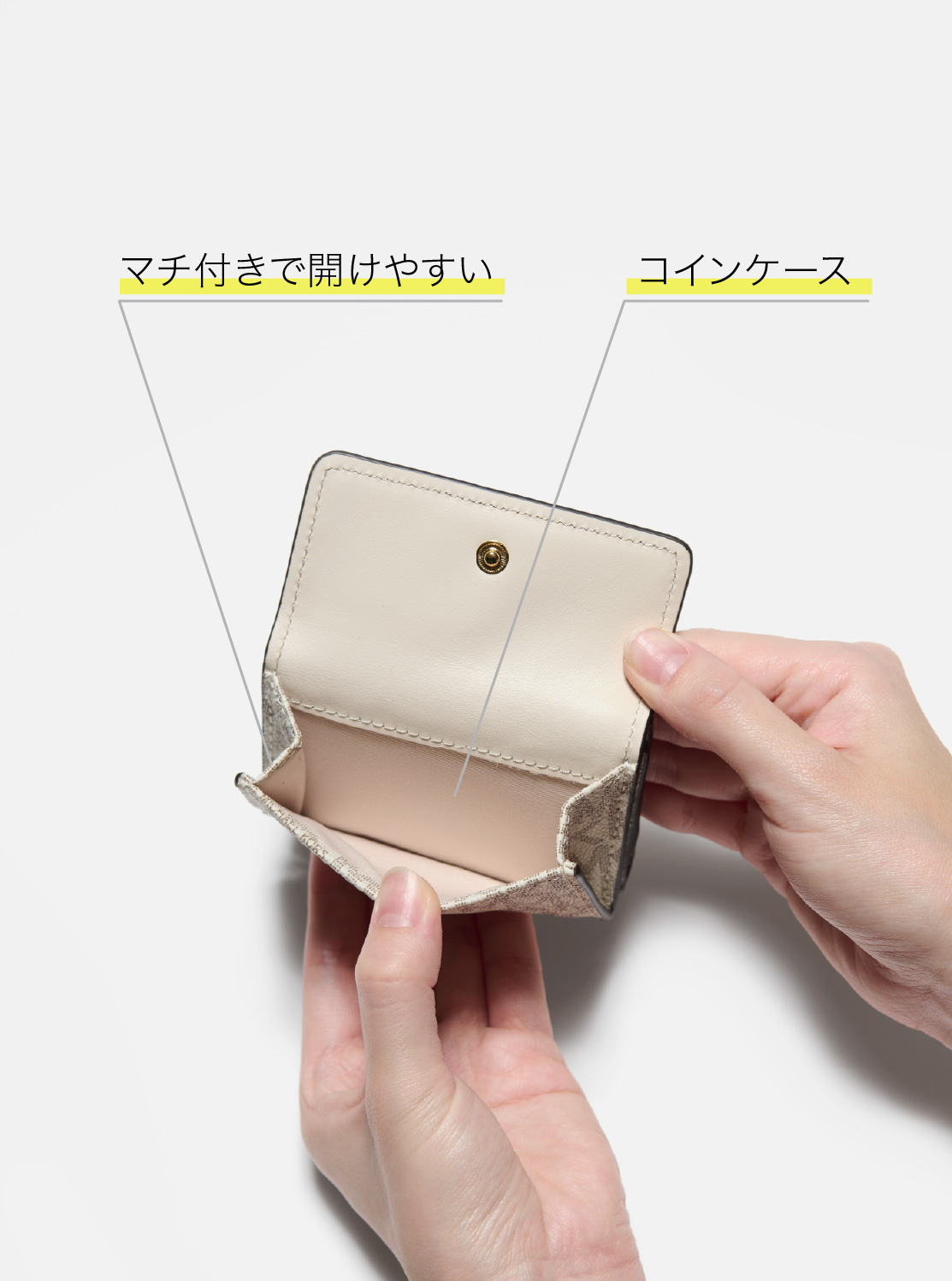 MK FACET トライフォールド フラップ ウォレット スモール - MKシグネチャー